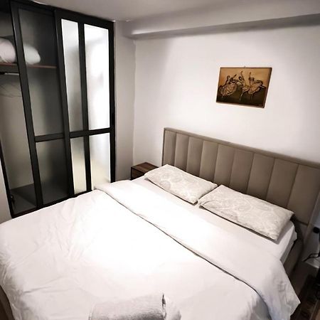 Tirana Center Apartment Exterior photo